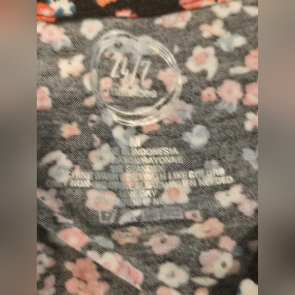 Maurcies 24/7 Comfort Apparel Floral Tank Top - Picture 4 of 5